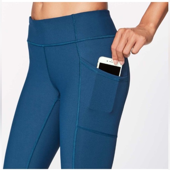 Lululemon Tight Stuff  II Tight Size 8 Night tide color - Picture 10 of 14